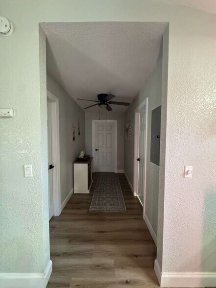 Building Photo - 113 Briggs St