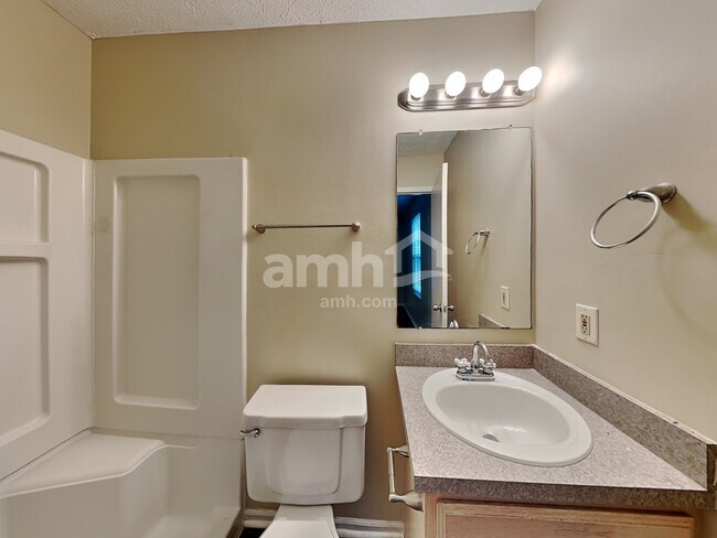 Building Photo - 3131 Fayburrow Dr