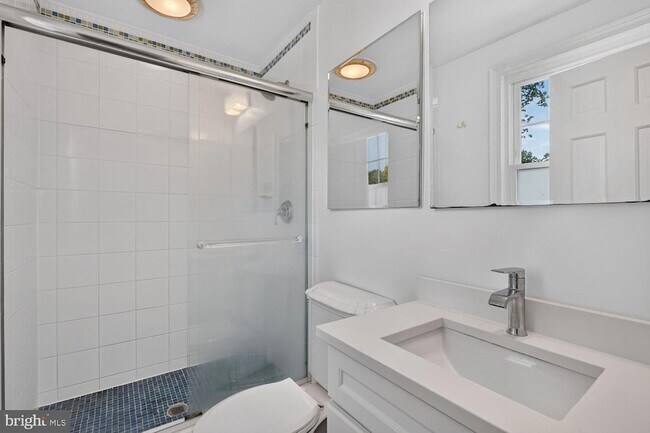 Building Photo - 4325 47th St NW