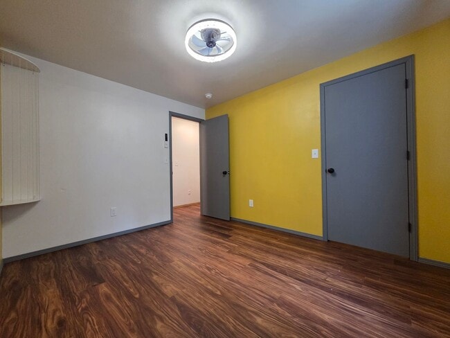 Building Photo - Charming Rambler in Gated Clearwood Community