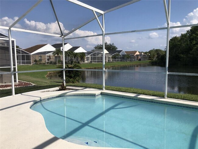Building Photo - 2673 Chatham Cir