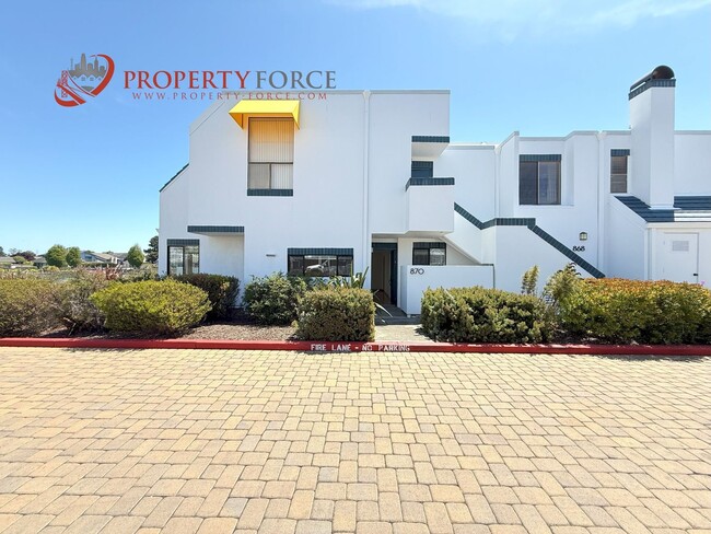Building Photo - 870 Balboa Ln