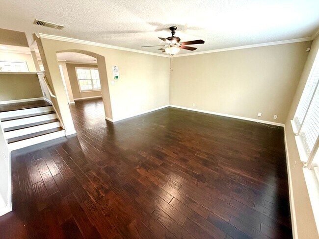 Building Photo - 5716 Watercress Dr