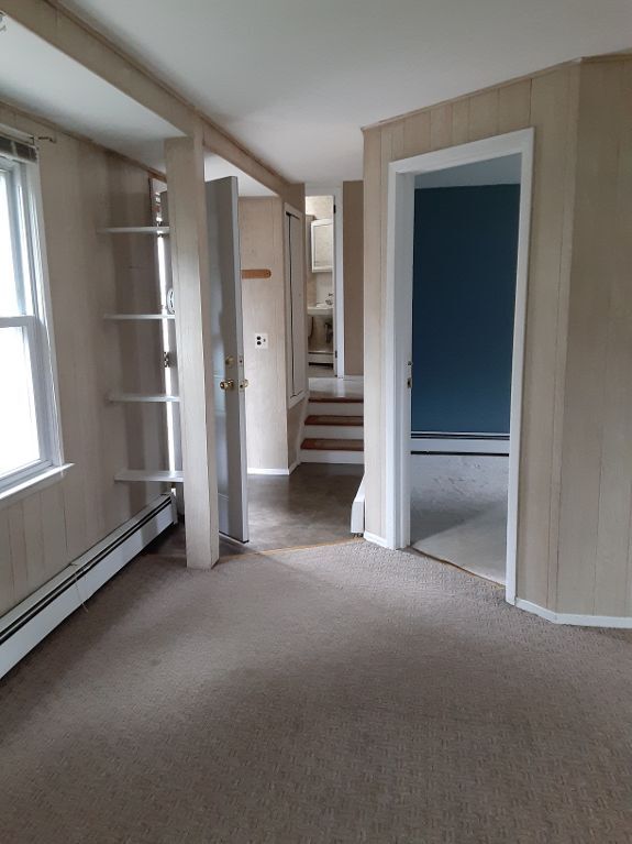 living room - 15 Ingersoll St