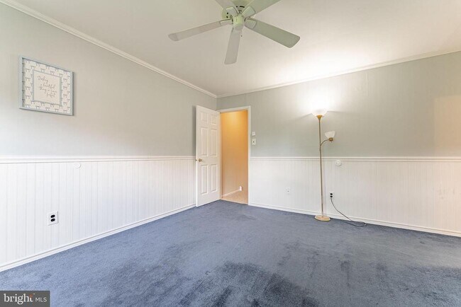 Building Photo - 11 Chateau Cir