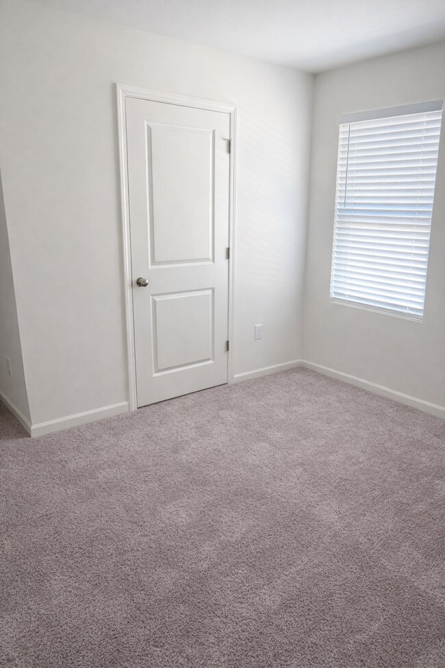 Building Photo - 514 Liberty Hall Dr