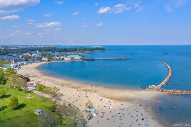 Building Photo - 55 Waters Edge