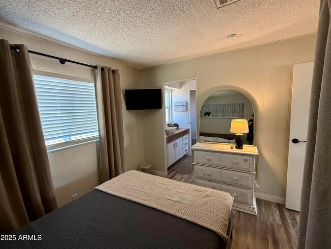 Building Photo - 6703 E Calle de Las Estrellas Rd