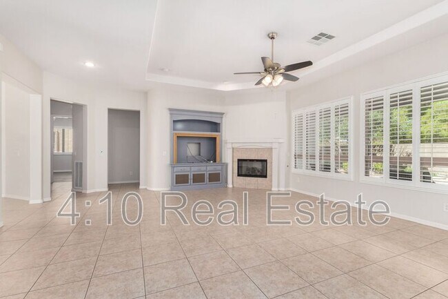 Building Photo - 4652 E Donato Dr
