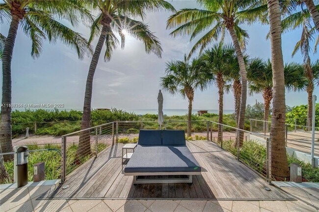 Building Photo - 6899 Collins Ave