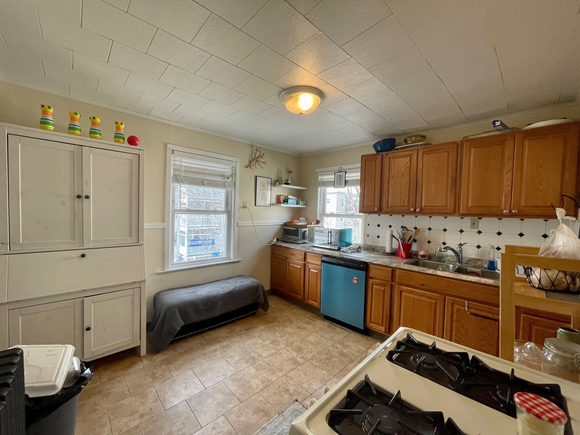 Building Photo - 63 Brock St