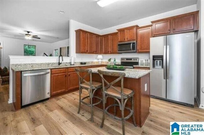 Building Photo - 305 Polo Ct