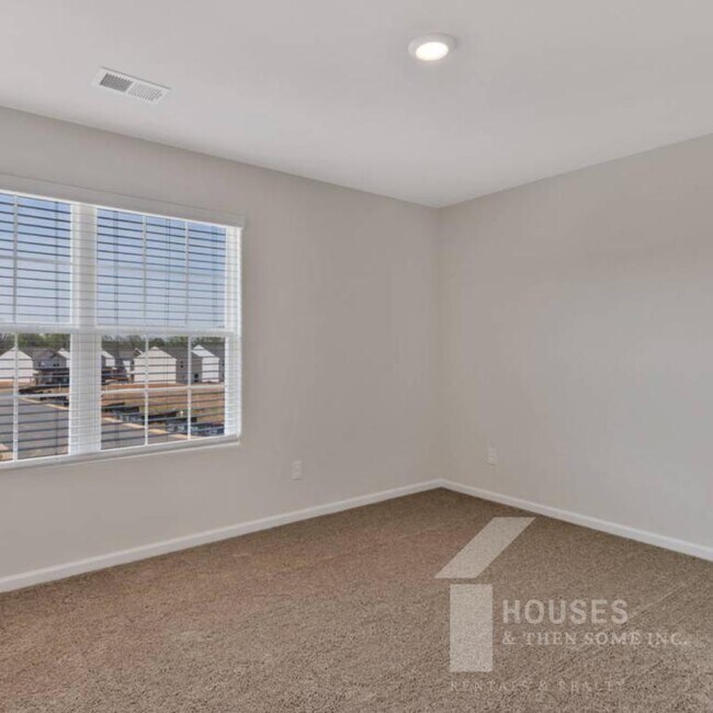 Building Photo - 4057 Reinfield Dr