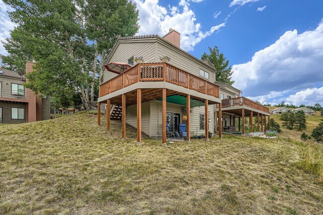 Building Photo - 776 Chimney Creek Dr