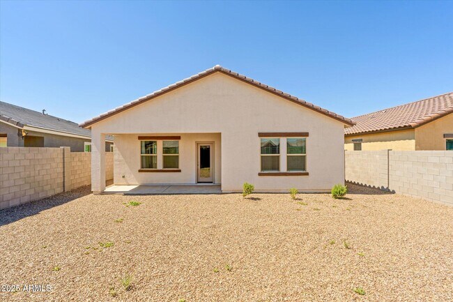 Building Photo - 18461 N Los Gabrieles Way