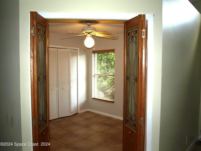Building Photo - 1170 Briar Run Cir