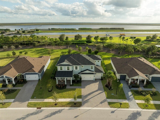 Building Photo - 624 Hookline Cir