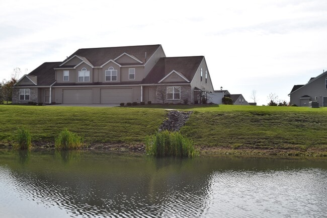 Building Photo - 10038 Oak Trail Rd