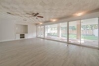 Building Photo - 2511 Maroneal St