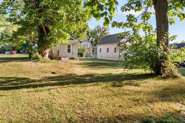 Building Photo - 3424 Hale Ave