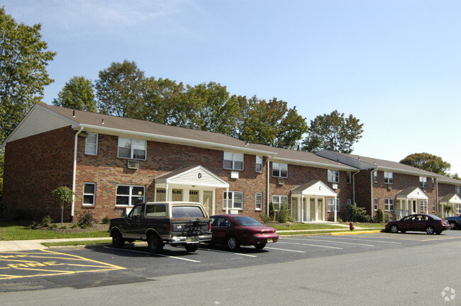 Building Photo - Village at Bordentown