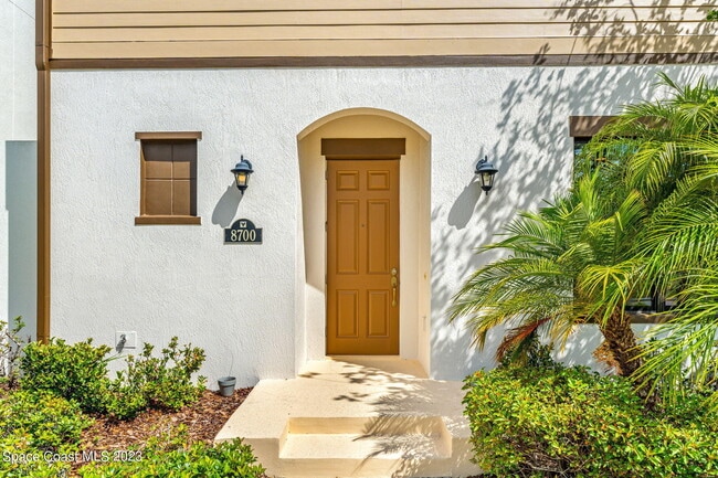 Building Photo - 8700 Napolo Dr