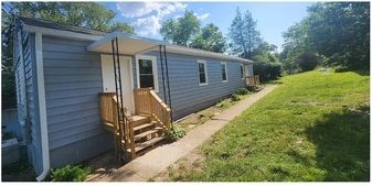 Building Photo - 223 Jefferson Ave