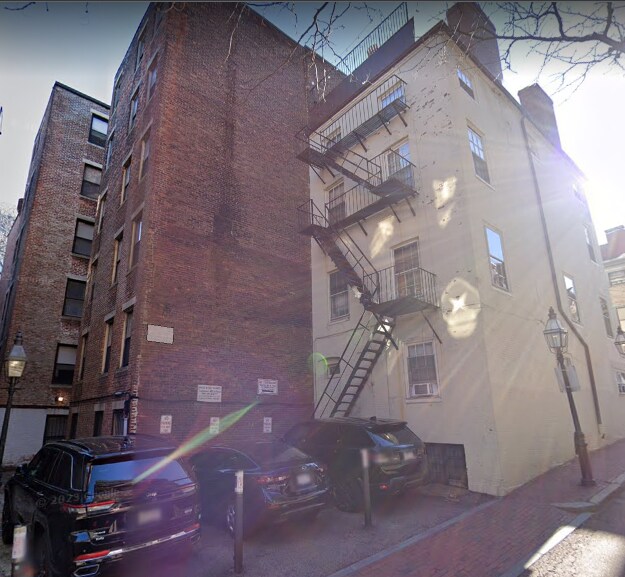Building Photo - 4 Myrtle St