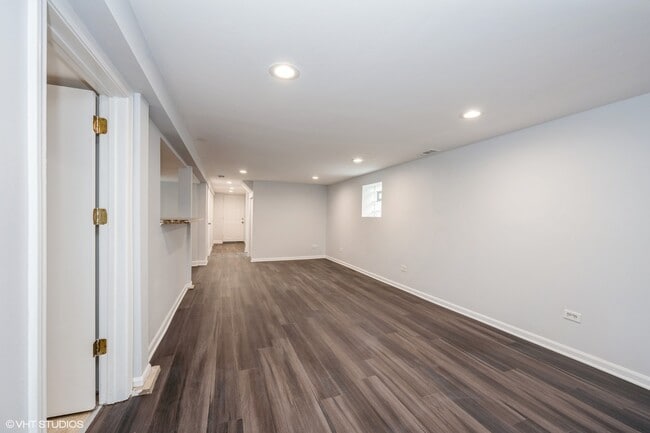 Building Photo - 6148 W Patterson Ave
