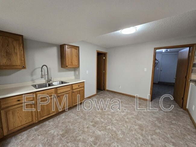 Building Photo - 4710 Donald Dr