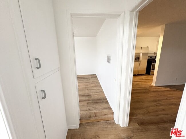 Building Photo - 534 Santa Clara Ave