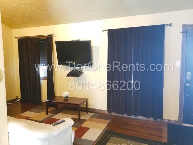 Building Photo - This property offers a NO DEPOSIT option a...