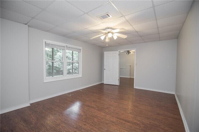 Building Photo - 755 Sheridan Ridge Ct