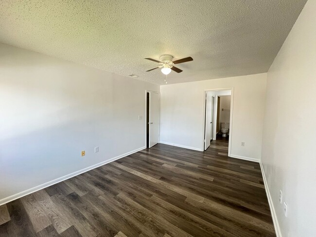 Building Photo - Great Apartment for rent!