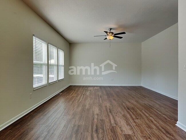 Building Photo - 1067 Carrington Pl