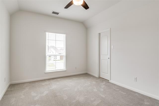 Building Photo - 513 Montrose Dr