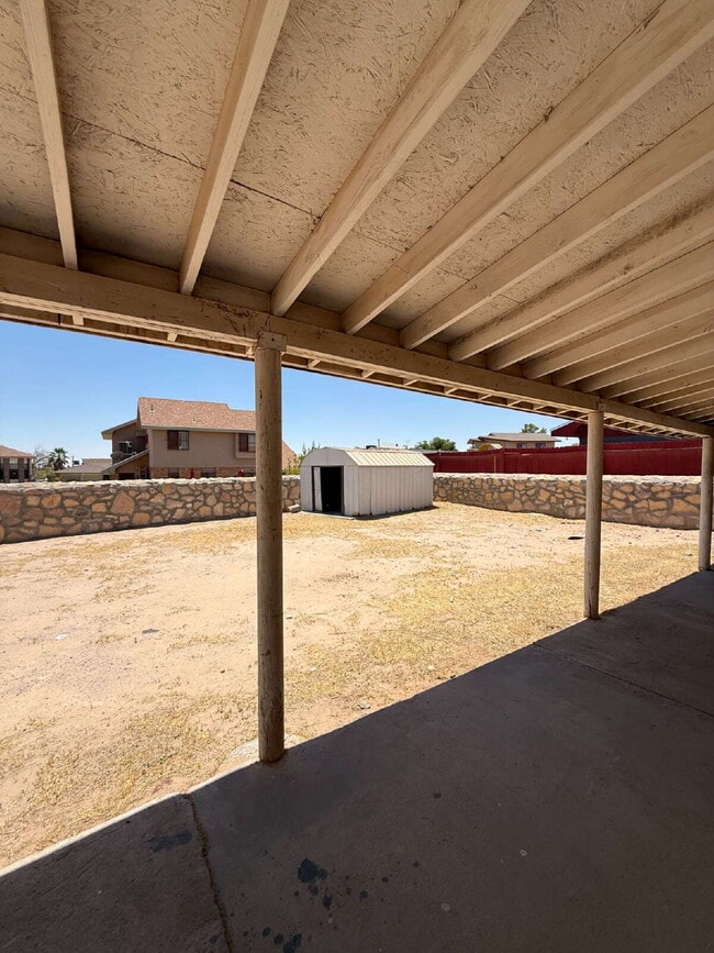Building Photo - 11708 Sierra Azul Dr