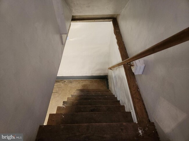 Building Photo - 114 N Pine St