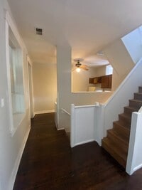 Building Photo - 917a Geyer