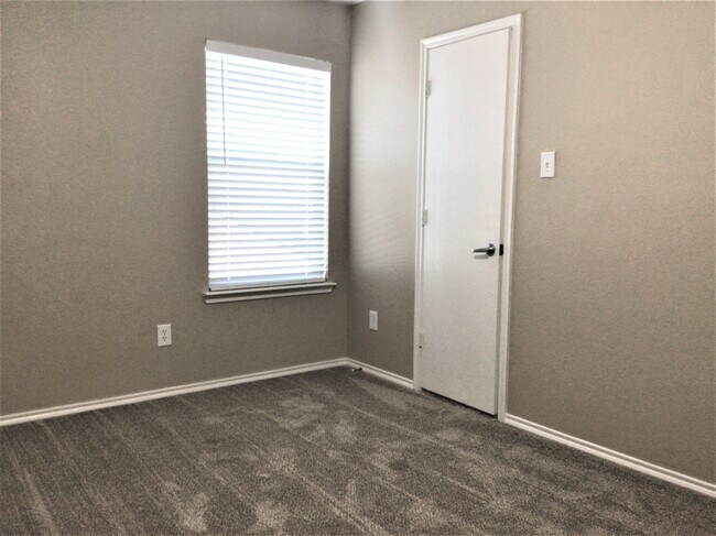 Building Photo - 9701 Brenden Drive