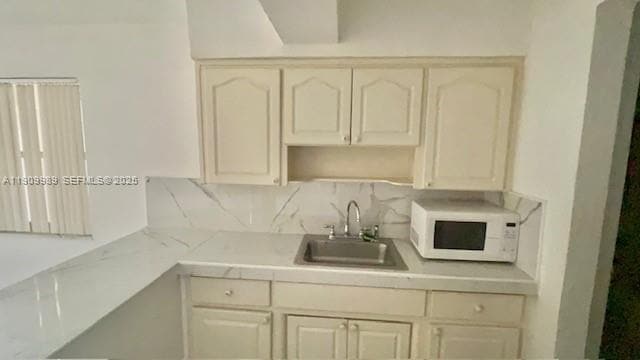 Building Photo - 1930 Thomas St