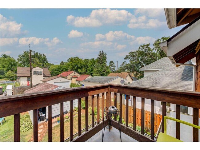 Building Photo - Gorgeous 6 Bedroom in Midway- June 2026 Mo...