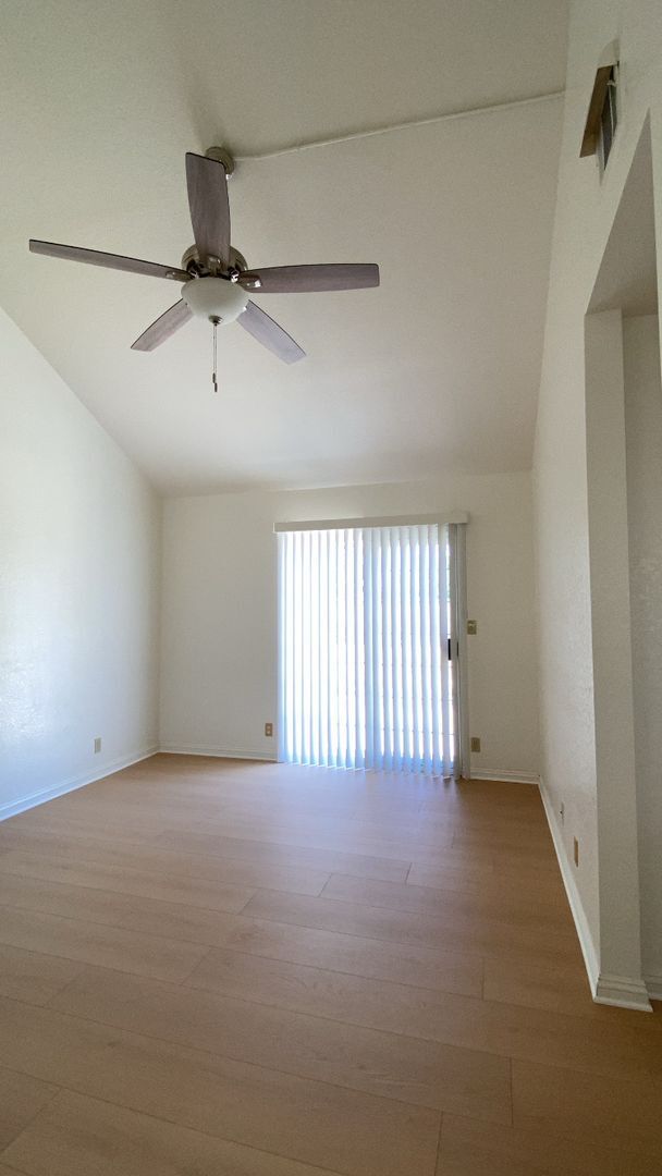 Building Photo - Quartz Hill Single Story Home (TENANT OCCUPIED - DO NOT DISTURB OCCUPANTS)