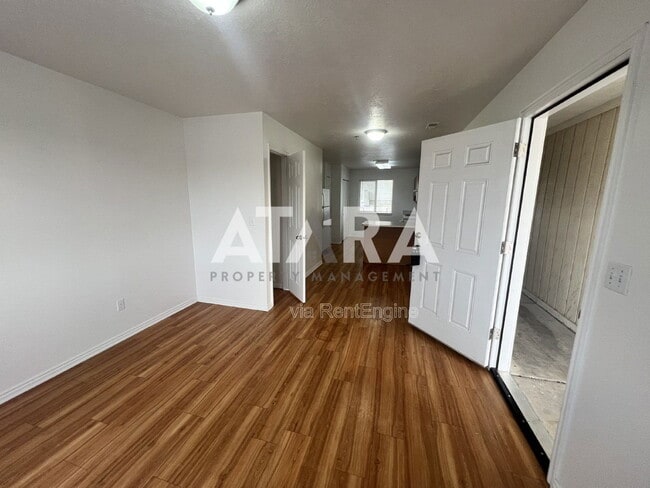 Building Photo - 4988 W 4850 S