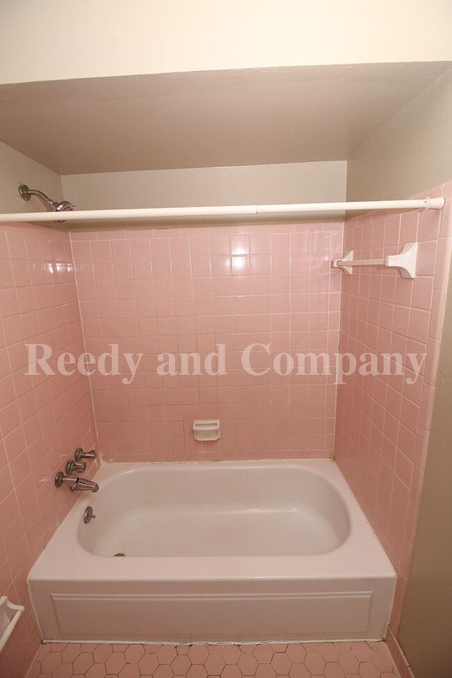 Building Photo - 3635 W Big Bend Dr