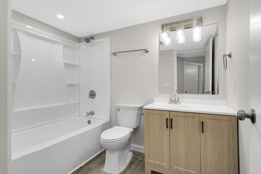 Building Photo - 3744 Perry Ave N