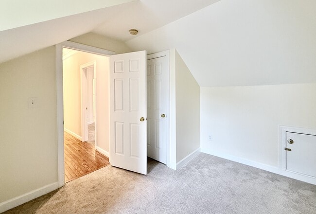 Building Photo - 402 Presque Isle Ln