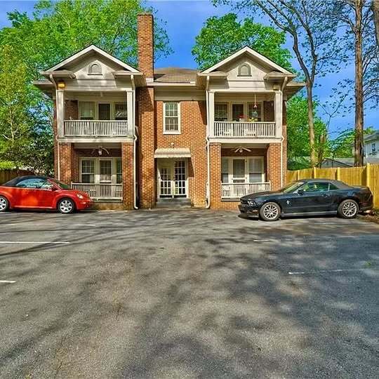 Building Photo - 1071 N Highland Ave NE