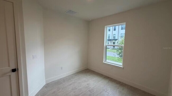 Building Photo - 15069 Groveside Rd