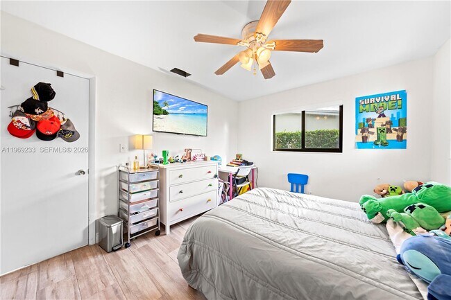 Building Photo - 7835 W 16th Ct